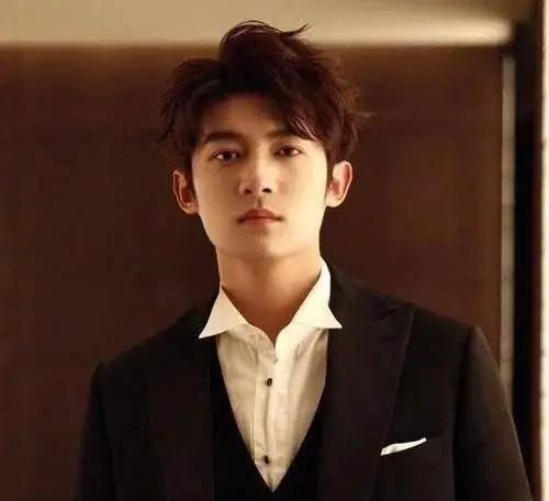 娱乐吃瓜君男演员,男演员背后的故事与精彩瞬间